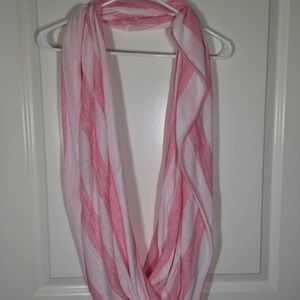 Infinity scarf